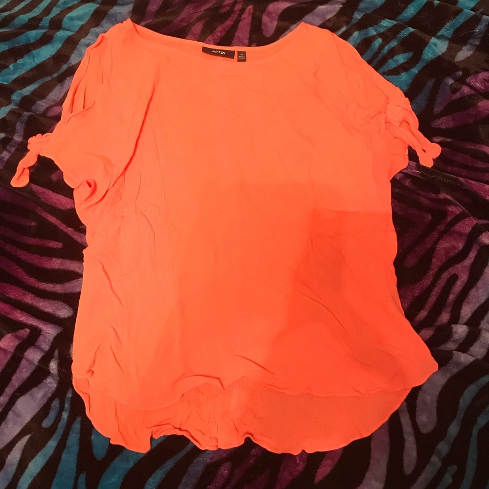 APT. 9 shoulder cut out blouse